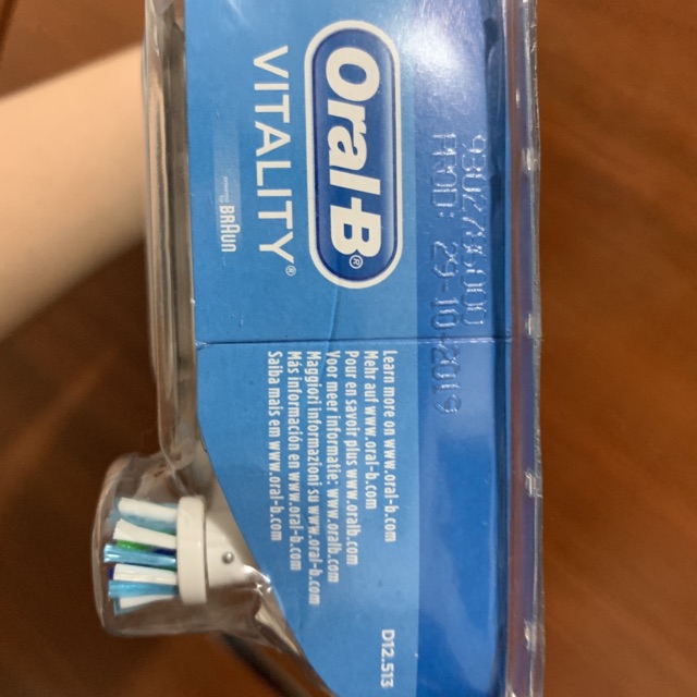 Bàn Chải Điện Oral-B Vitality Cross Action