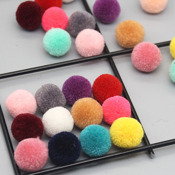 Set 50 Quả Cầu Lông Xù 1.5cm Nhiều Màu Sắc Dùng Để Làm Đồ Thủ Công Đa Năng