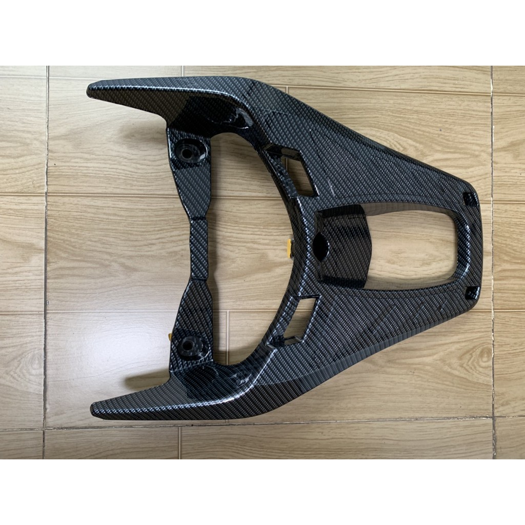 Cảng sau vision kiểu sh 300i màu carbon