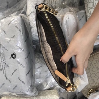 Túi đeo chéo Calvin Klein xuất chuẩn auth