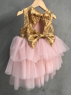 Đầm party siêu phẩm cho baby