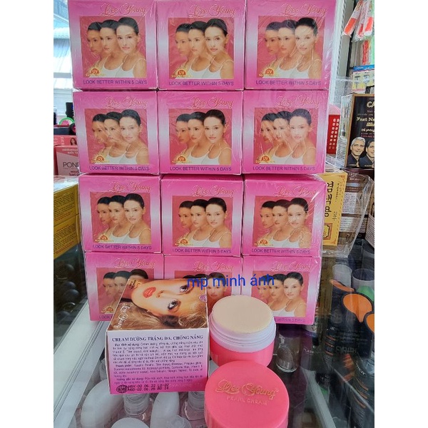 cô gái tóc xù dưỡng trắng da tóc xù lee young 17gr { chuẩn hàng cty }