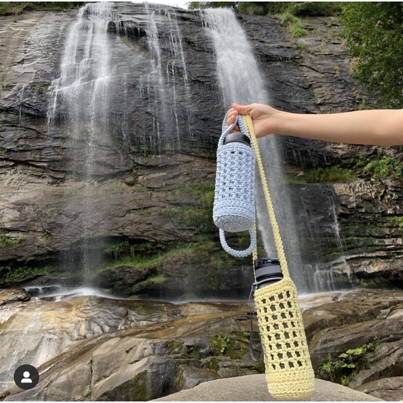 Túi đeo đựng bình nước tiện lợi, có thể mang theo bên người