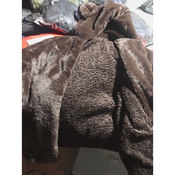 Áo lông cho nữ - mũ lông tai gấu