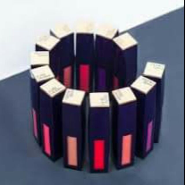 Son kem ESTEE LAUDER