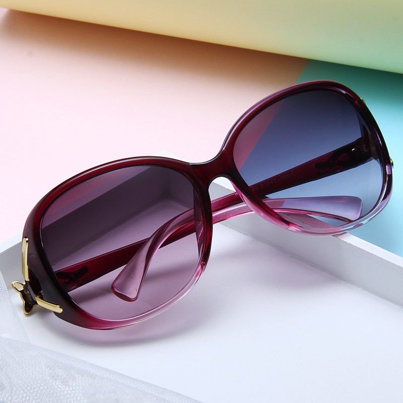 Kính mát gọng lớn tròng màu màu gradient thời trang cho nữ