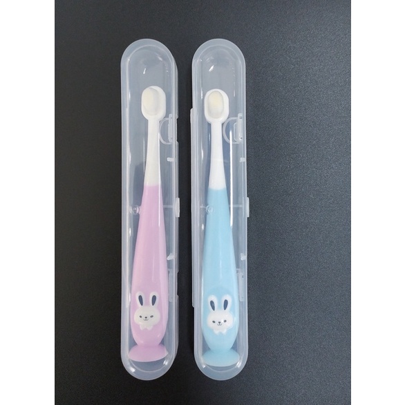 Bàn chải đánh răng sợi lông tơ siêu mềm có đế hít hình thỏ cho bé 1 - 6 tuổi (có hộp đựng)
