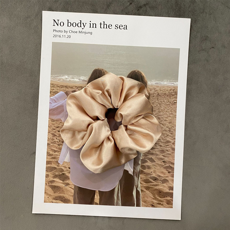 Thun cột tóc vải satin phong cách retro cho nữ