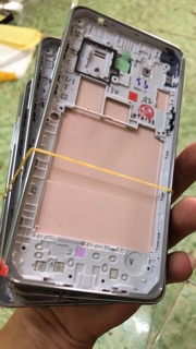 Vỏ sam sung j2prime (vỏ + xương)