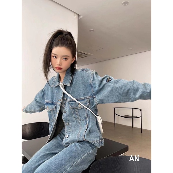 Khoác bò tag tay chữ lưng