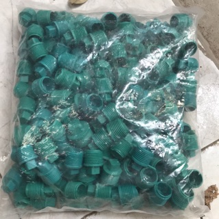 Nút bịt nhựa 21,27 ren ngoài