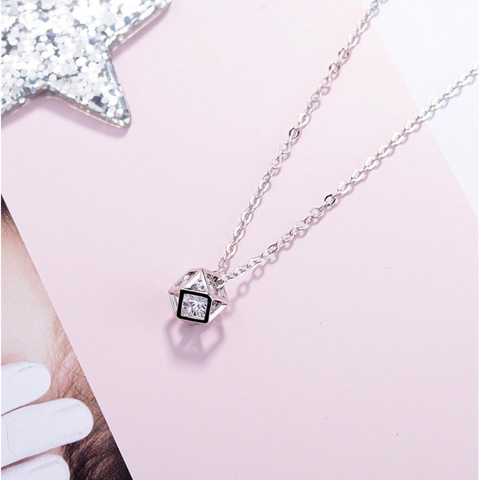 Dây chuyền mặt hình vuông Mua Tất (muatatshop)