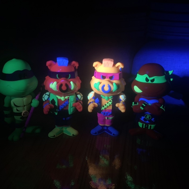 Mô hình Funko Soda Ninja Blacklight