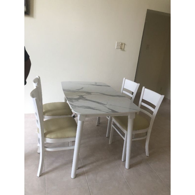 Bộ Bàn Ăn Cabin 4 Ghế giả mặt đá