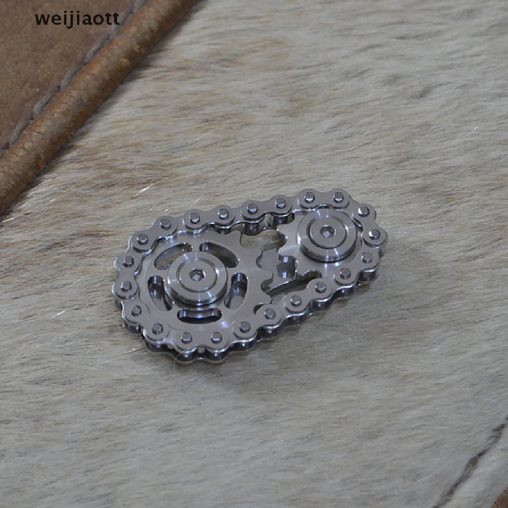 weijiaott Sprockets Flywheel Fingertip Gyro Sprockets Chains EDC Metal Toy Gear Spinner WT