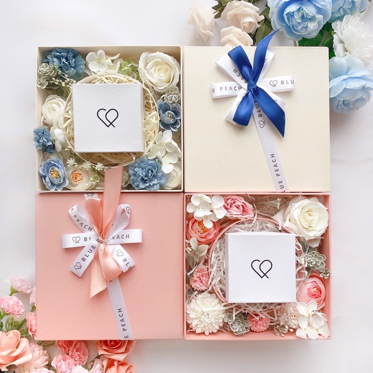 Hộp Quà Tặng Blue Peach - Không Bao Gồm Sản Phẩm - Darling! Gift Box R003