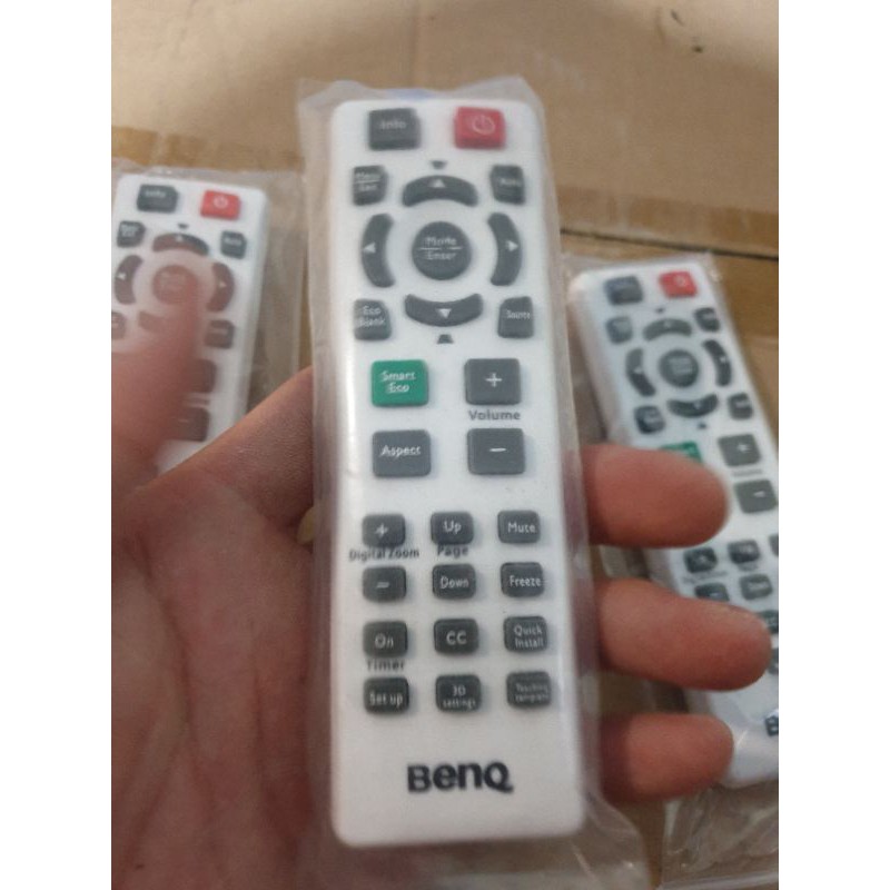 Điều khiển máy chiếu BenQ chính hãng, tặng pin di kèm, bảo hành 3 tháng