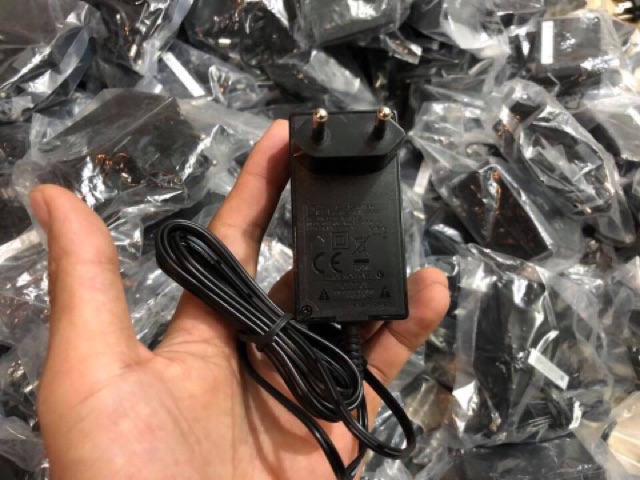 Adapter nguồn 12v1.5a