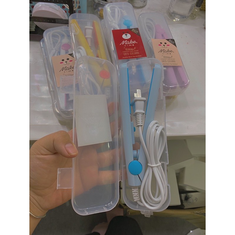 Máy là mini màu ngẫu nhiên