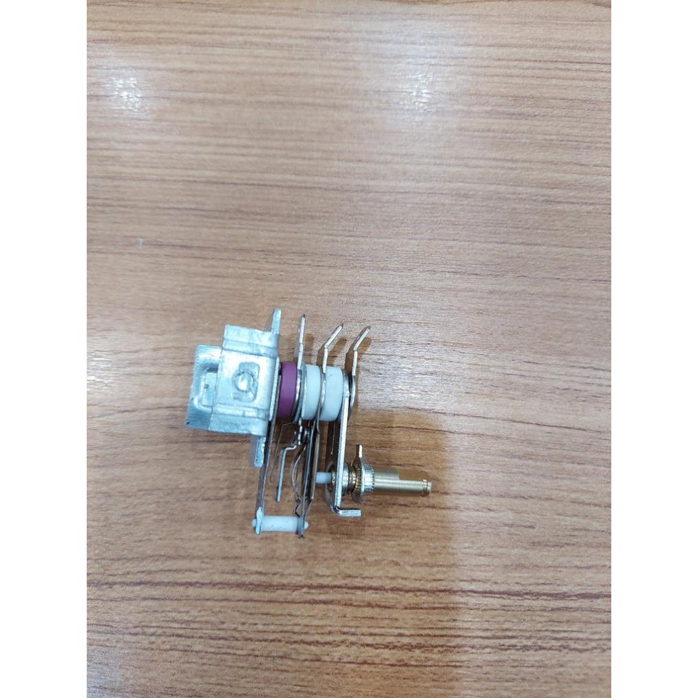 Rơ le nhiệt máy ép bánh mỳ Tiross TS965, hàng chính hãng