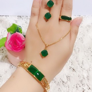 Dây Chuyền Mặt Ngọc Bích Màu Xanh Lá