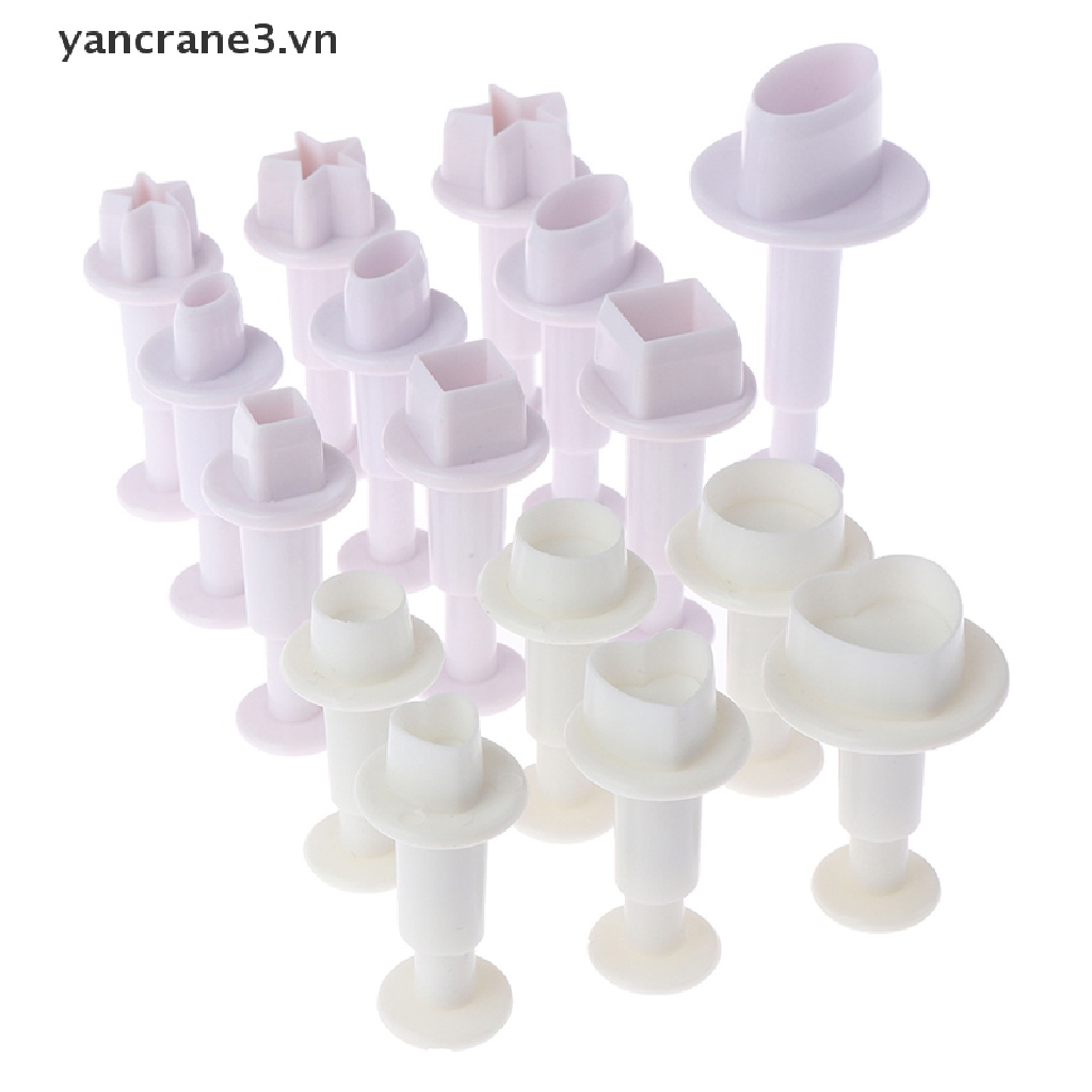 Khuôn cắt trang trí bánh kẹo mềm/ bánh quy tạo hình hoa cho giáng sinh