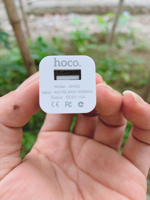 Củ sạc Hoco Uh102 hỗ trợ sạc nhanh chính hãng