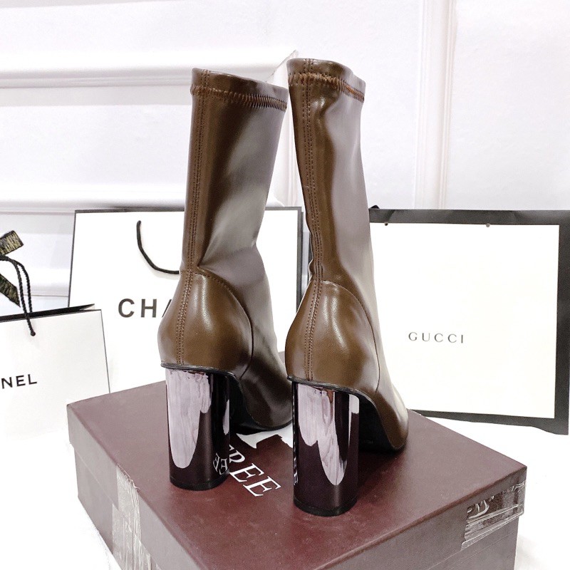 Bốt da mờ gót gương