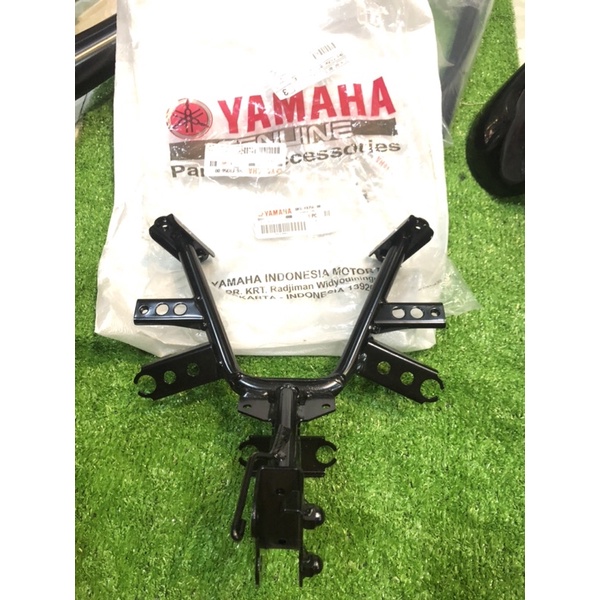 gọng pat sắt chóa đèn kiếng hậu chính hãng yamaha r15v3 r15