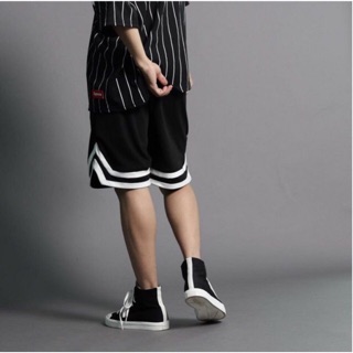 QUẦN DOUBLE V SHORT