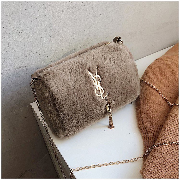Túi Xách Đeo Chéo Lông Nữ Tính