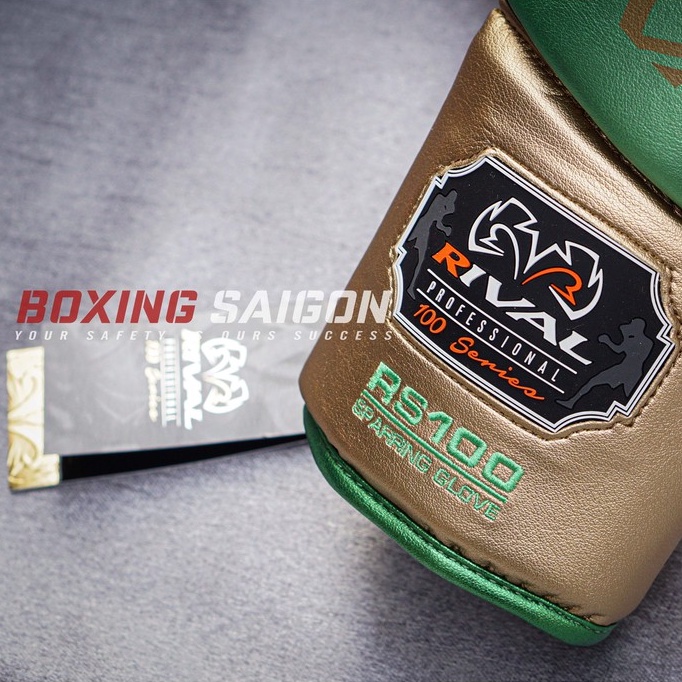 Găng tay boxing Rival RS100 Professional Sparring - Xanh