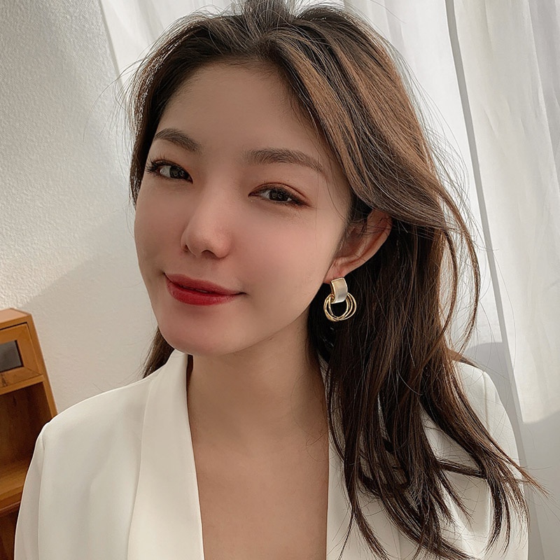 Bông tai tròn mạ bạc phong cách Hàn Quốc