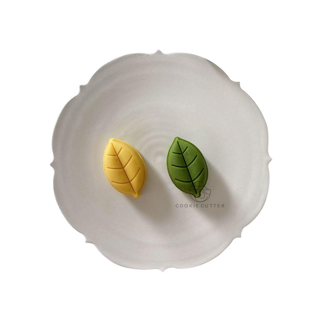Khuôn Cắt Bánh Quy Hình Chiếc Lá 30g