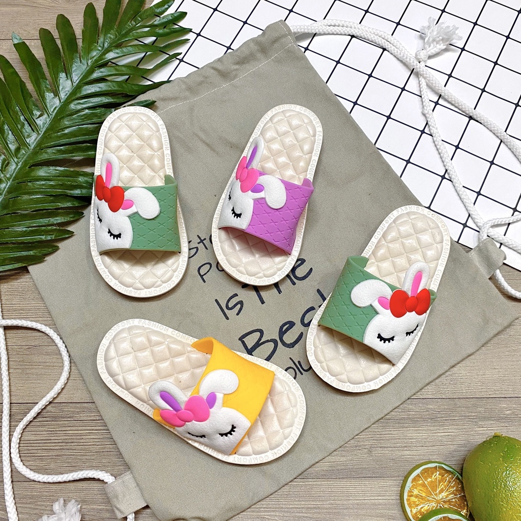 Dép quai ngang nhiều màu cho bé gái họa tiết thỏ xinh xắn - TT418