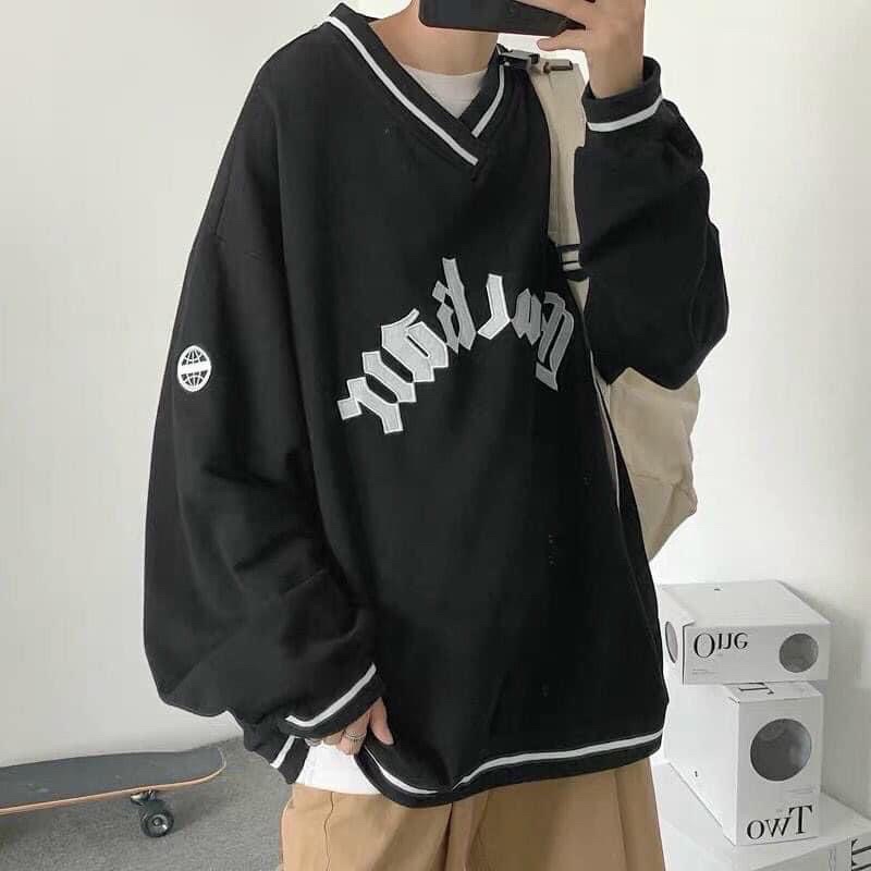 Áo Nỉ Sweater Unisex dáng rộng cổ tim phối viền trắng nổi chữ