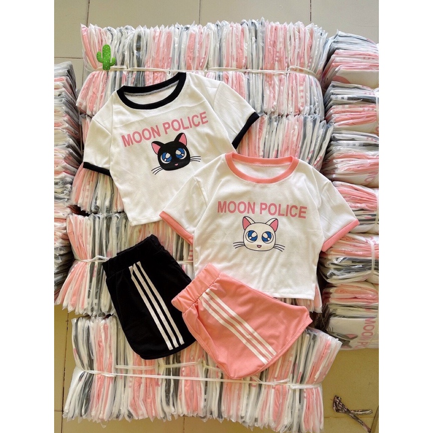 Sét bộ áo croptop viền màu in hình mèo moon phối quần đùi 3 sọc cực hot , chất thun bozip mềm mịn