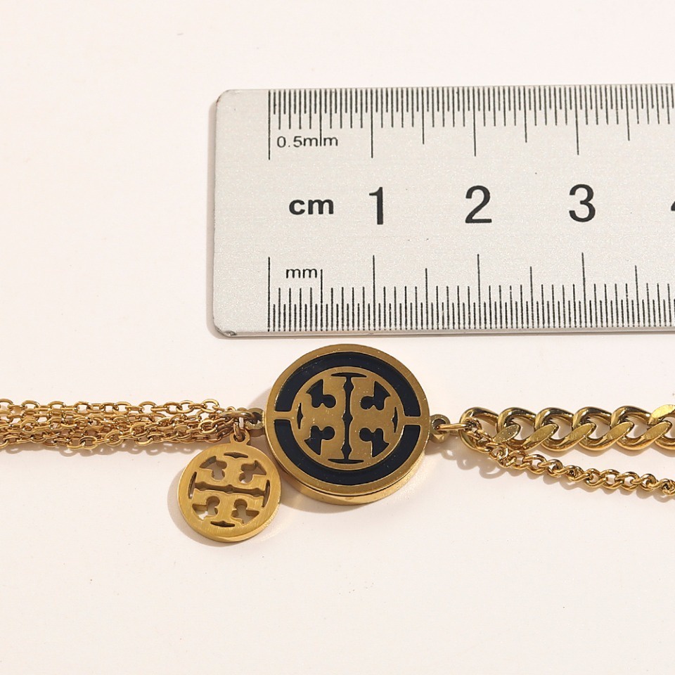 TORY BURCH Vòng Đeo Tay Bằng Thép Titan Thiết Kế Tinh Tế Thời Trang