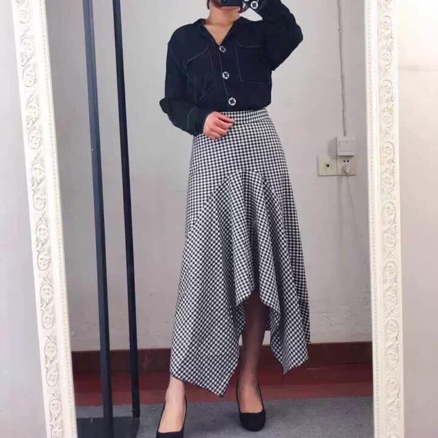 Chân váy vải kẻ đuôi cá
