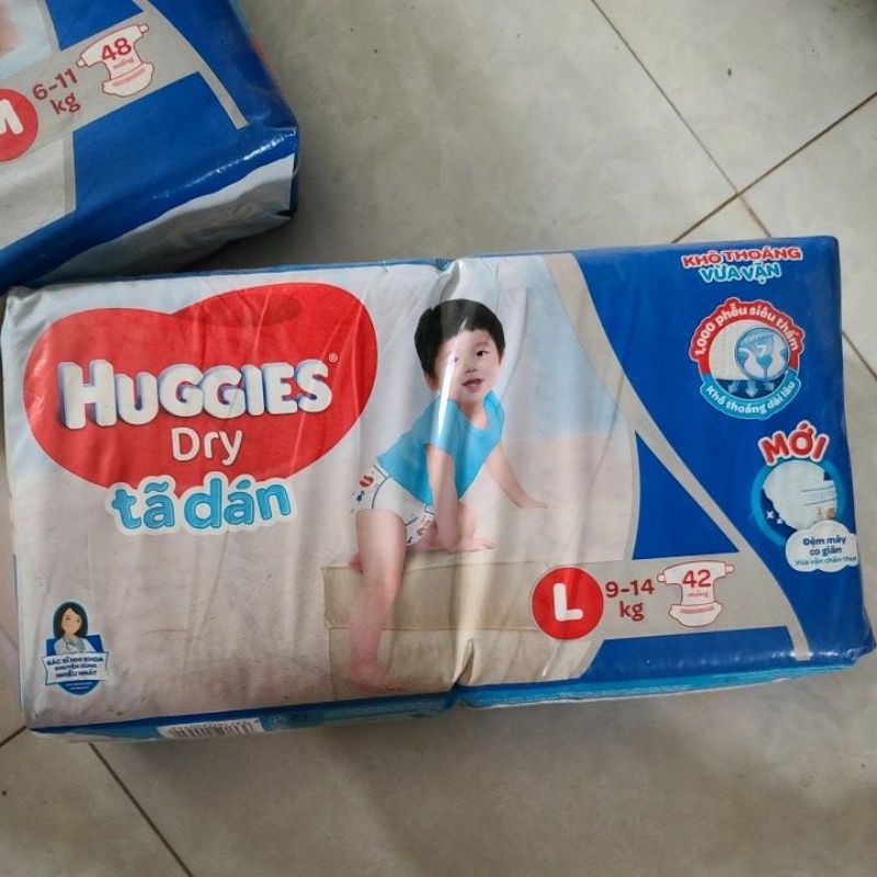 (Thanh Lý) Bỉm Huggies tá dán size M48/L42