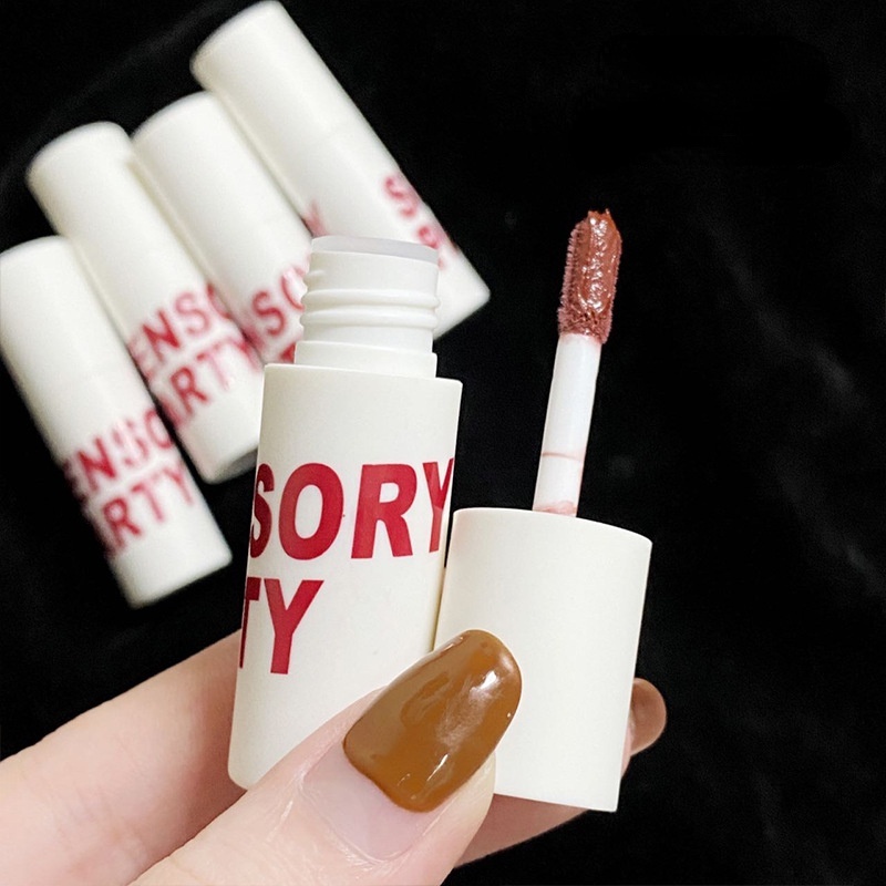 [Hàng mới về] Son môi kháng nước thiết kế vỏ màu trắng thời trang