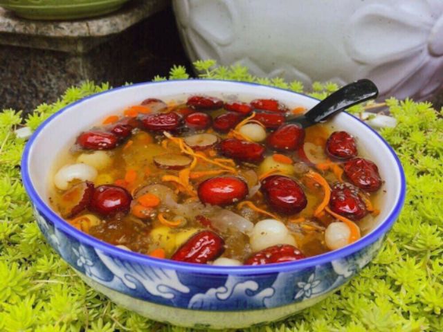 Táo đỏ Tân Cương trái TO loại 1 date mới