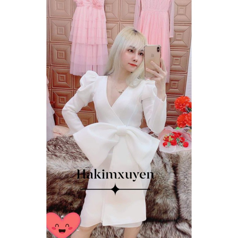 Đầm du tiêc body tay dài vat xéo nơ to  anh thât