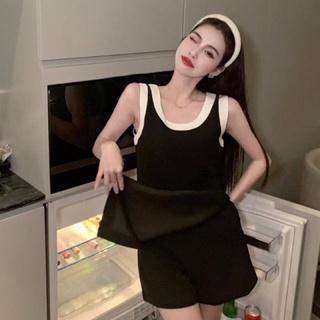 Váy hai dây liền quần