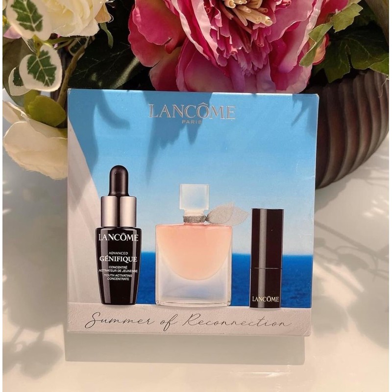 Set Lancome 3 món mini : 1 serum dưỡng ẩm chống lão hoá da. +1 nước hoa mini Lavie Est Belle +1 son Lancome đỏ. | BigBuy360 - bigbuy360.vn