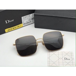 Kính Dior full box full phụ kiện.