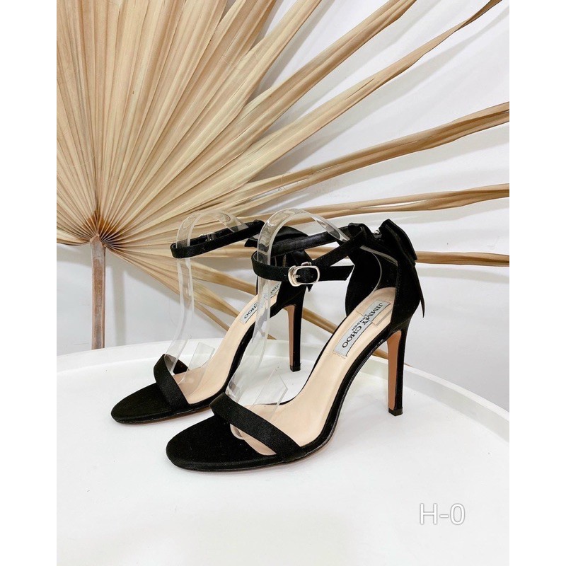 GÓT ĐŨA NƠ PHỒNG ĐÍNH ĐÁ TRÒN