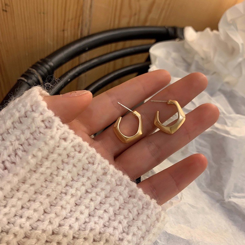 Bông Tai Khoen Tròn Vàng Cá Tính Lục Giác