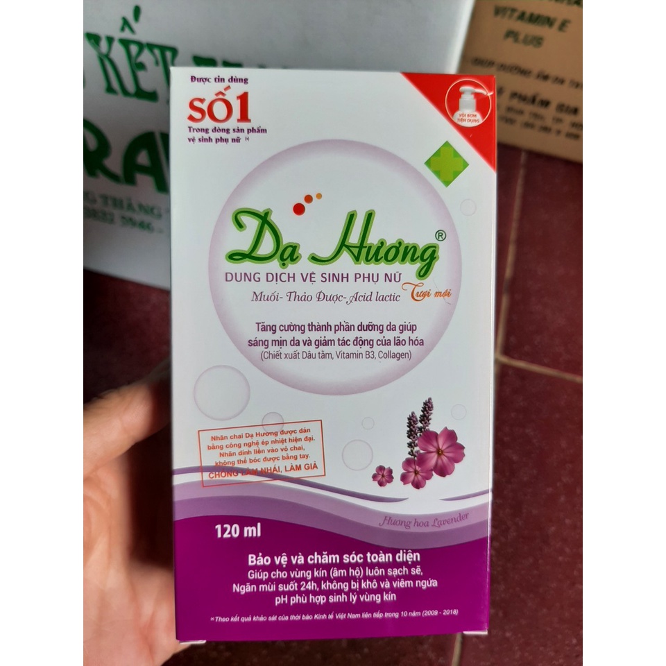 Dung Dịch Vệ Sinh Phụ Nữ DẠ HƯƠNG 100ml + 120ml (chai vòi)