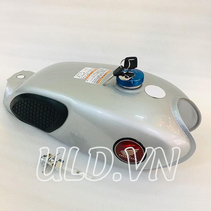 THÙNG XĂNG C L 68 BẠC CÓ NẮP CÓ KHOÁ XĂNG